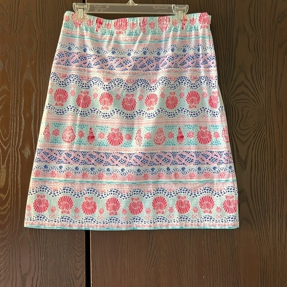 Talbot’s blue/ white and pink with shells skirt. Size Medium. NWOT - Picture 5 of 6